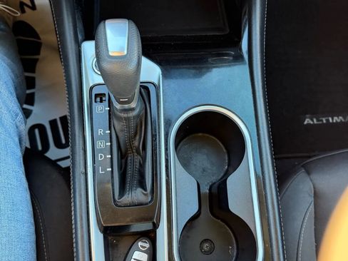 Used 2023 Nissan Altima 2.5 SV image 16