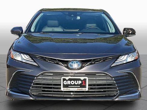 Used 2023 Toyota Camry XLE w/ Navigation Package FWD image 4