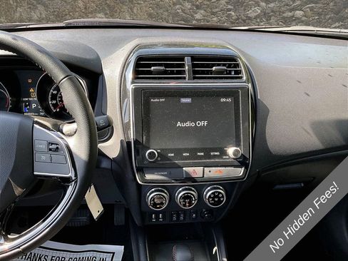 Used 2024 Mitsubishi Outlander Sport AWD image 6
