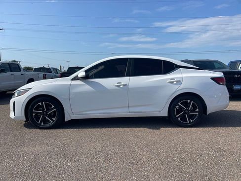Used 2024 Nissan Sentra SV FWD image 4