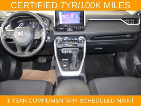 Used 2025 Toyota RAV4 XLE AWD/4WD image 14