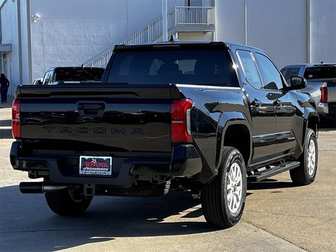 New 2025 Toyota Tacoma SR5 image 4