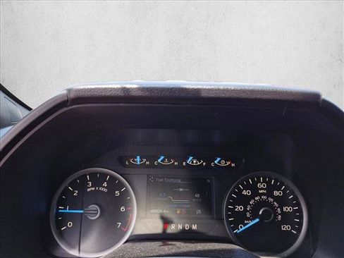 Used 2018 Ford F150 XLT w/ Equipment Group 302A Luxury AWD/4WD image 9