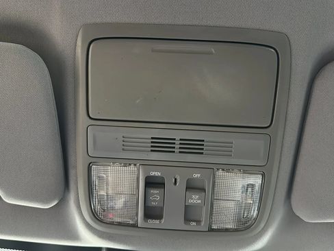 Used 2018 Honda CR-V EX image 24