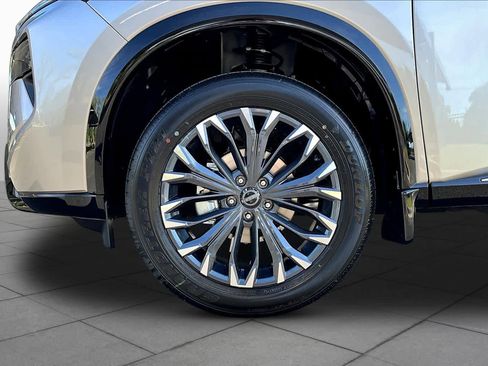 New 2026 Nissan Rogue Platinum image 11