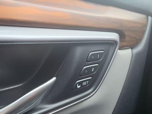 Used 2017 Honda CR-V EX-L image 16