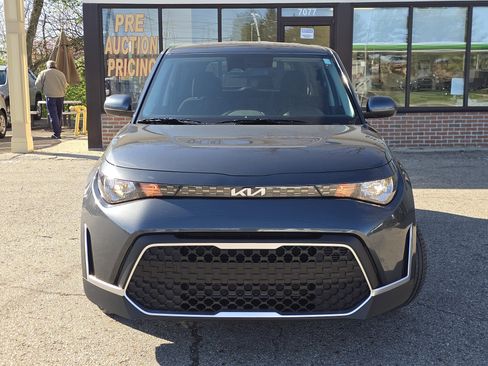 Used 2024 Kia Soul LX w/ Option Group 015 image 2