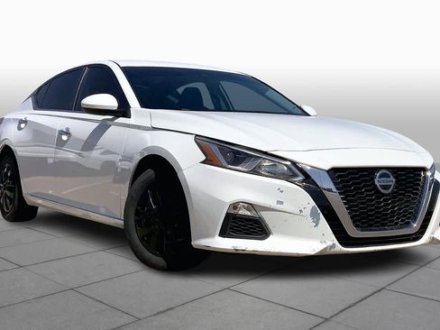 Used 2021 Nissan Altima 2.5 S image 3