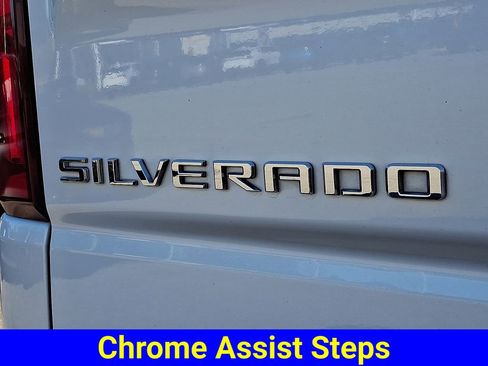 Certified 2020 Chevrolet Silverado 1500 High Country w/ Technology Package image 35