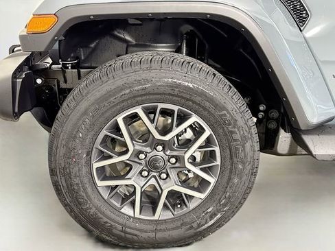 New 2026 Jeep Wrangler Unlimited Sahara w/ Safety Group image 34