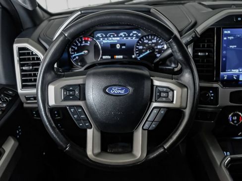 Used 2022 Ford F250 Lariat w/ Lariat Ultimate Package AWD/4WD image 16