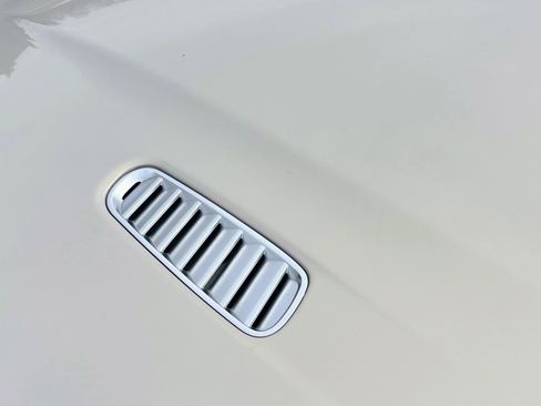 Used 2011 Aston Martin Rapide Luxe image 21