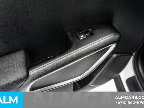 Used 2025 Kia Soul LX w/ LX Technology Package FWD image 41