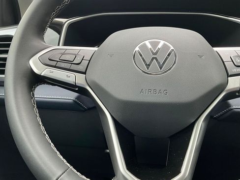New 2026 Volkswagen Taos SEL AWD/4WD image 23