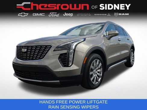 Used 2023 Cadillac XT4 Premium Luxury w/ Cold Weather Package FWD image 9