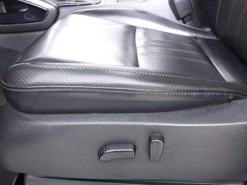 Used 2022 Nissan Frontier PRO-4X w/ Pro-4X Premium Package image 34