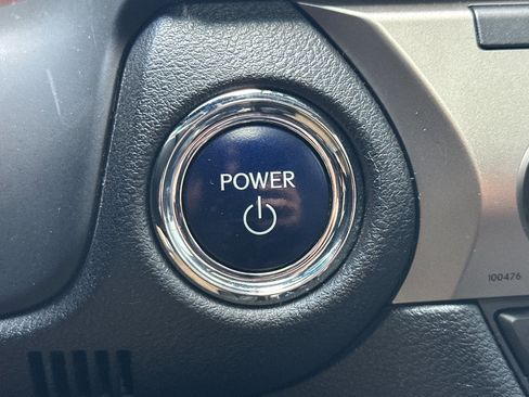 Used 2016 Lexus ES 300h image 33