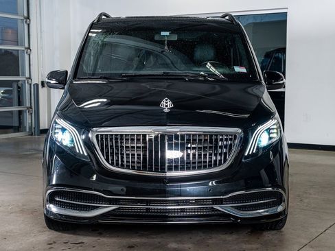 Used 2020 Mercedes-Benz Metris Passenger image 3