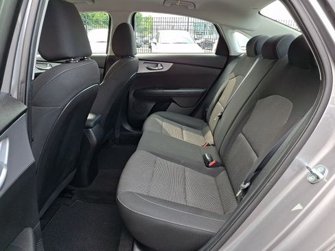 Used 2023 Kia Forte LXS FWD image 11