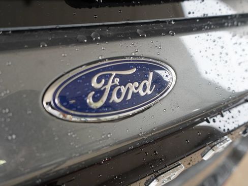 New 2026 Ford Explorer Active RWD image 6