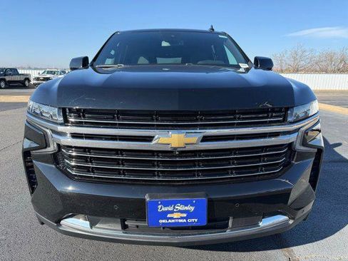 Used 2023 Chevrolet Tahoe LT w/ Luxury Package image 3