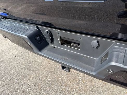 Used 2025 Ford F150 Lariat w/ Equipment Group 502A High AWD/4WD image 10