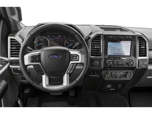 Used 2019 Ford F250 XLT w/ XLT Premium Package AWD/4WD image 4