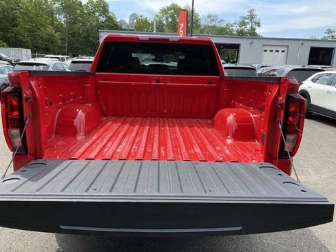 Used 2025 GMC Sierra 1500 Elevation AWD/4WD image 7