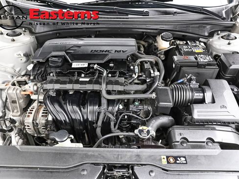 Used 2021 Hyundai Elantra SEL w/ Convenience Package image 7