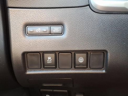 Used 2024 Nissan Murano SV AWD/4WD image 20