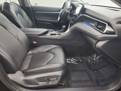 Used 2024 Toyota Camry XSE image 15