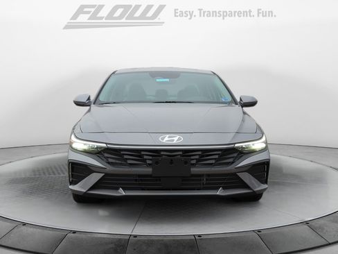 New 2026 Hyundai Elantra Limited image 2