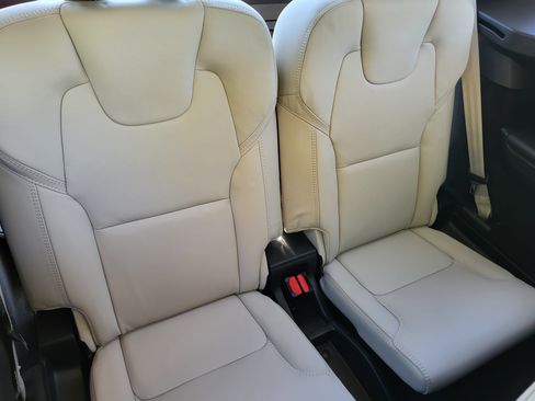 Certified 2024 Volvo XC90 T8 Ultimate w/ Lounge Package AWD/4WD image 23
