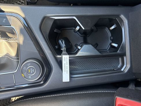 New 2026 Volkswagen Taos SEL AWD/4WD image 37