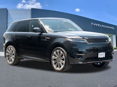 Used 2024 Land Rover Range Rover Sport Dynamic SE AWD/4WD image 3