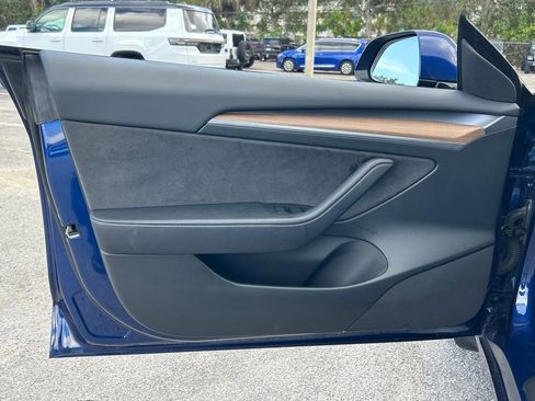 Used 2023 Tesla Model 3 Standard Range image 27