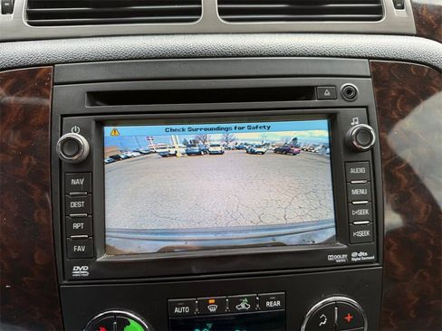 Used 2011 GMC Yukon Denali image 23