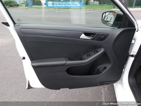 Used 2016 Volkswagen Jetta S FWD image 21