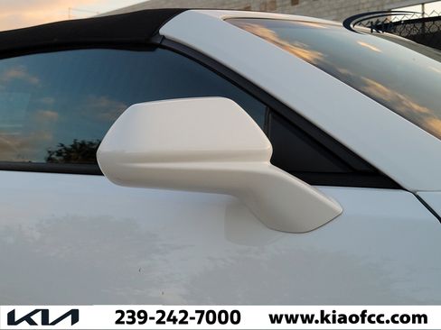 Used 2019 Chevrolet Camaro SS RWD image 6