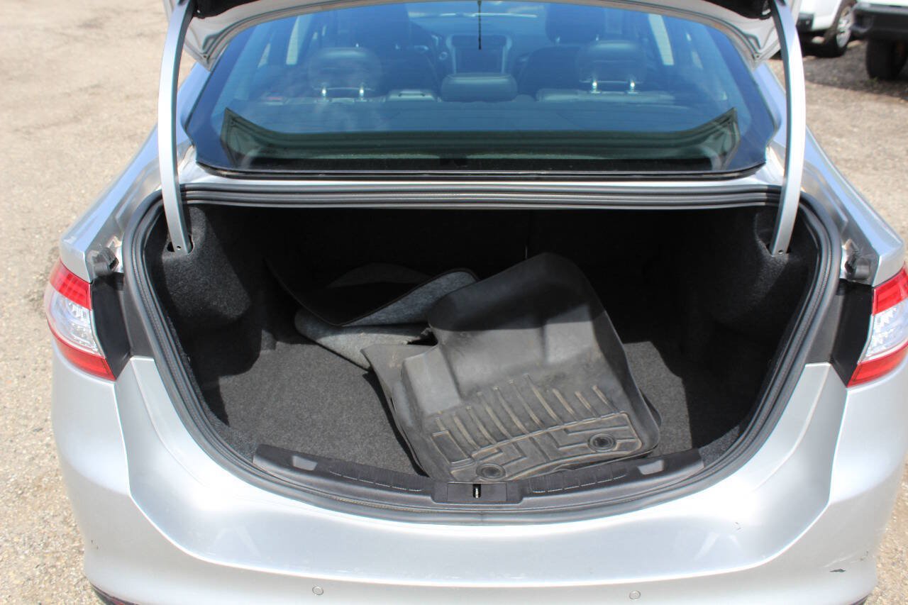 Used 2014 Ford Fusion Titanium FWD image 16