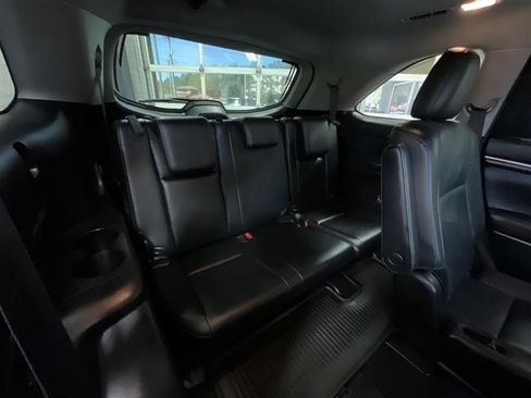 Used 2016 Toyota Highlander Limited image 28