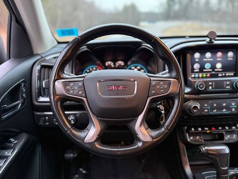 Used 2021 GMC Canyon AT4 image 17