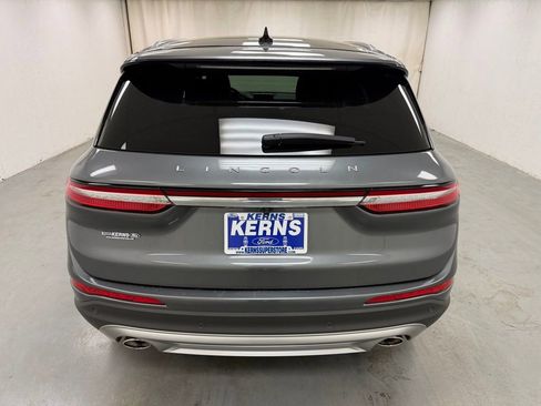 Used 2021 Lincoln Corsair Reserve w/ Equipment Group 201A AWD/4WD image 4