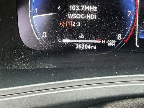 Used 2024 Toyota Grand Highlander AWD image 16