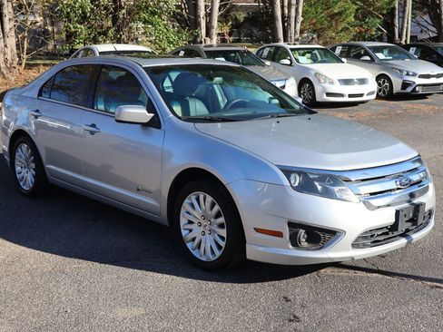 Used 2012 Ford Fusion Hybrid image 3
