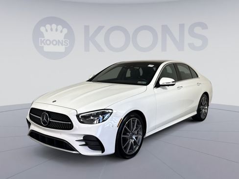 Used 2023 Mercedes-Benz E 350 4MATIC Sedan image 1