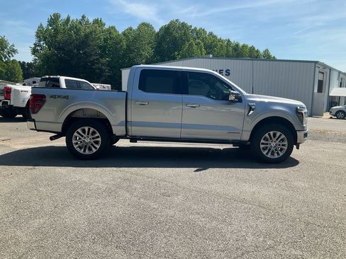 Certified 2025 Ford F150 Lariat w/ Equipment Group 501A Mid AWD/4WD image 4