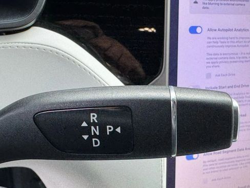 Used 2021 Tesla Model X Long Range image 48