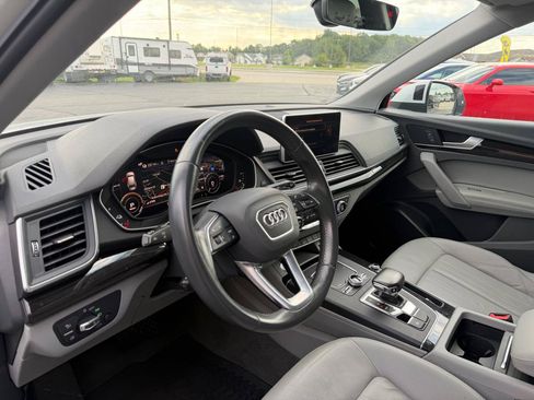 Used 2020 Audi Q5 e Premium Plus AWD/4WD image 22