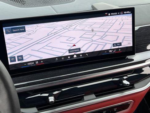 Used 2025 BMW X5 M Competition w/ Luggage Compartment Package image 29